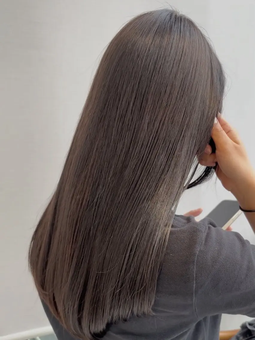 カラー ヘアカラー トリートメント 🫒🫒ブリーチなし 艶カラー🫒ヤマシロのヘアスタイル