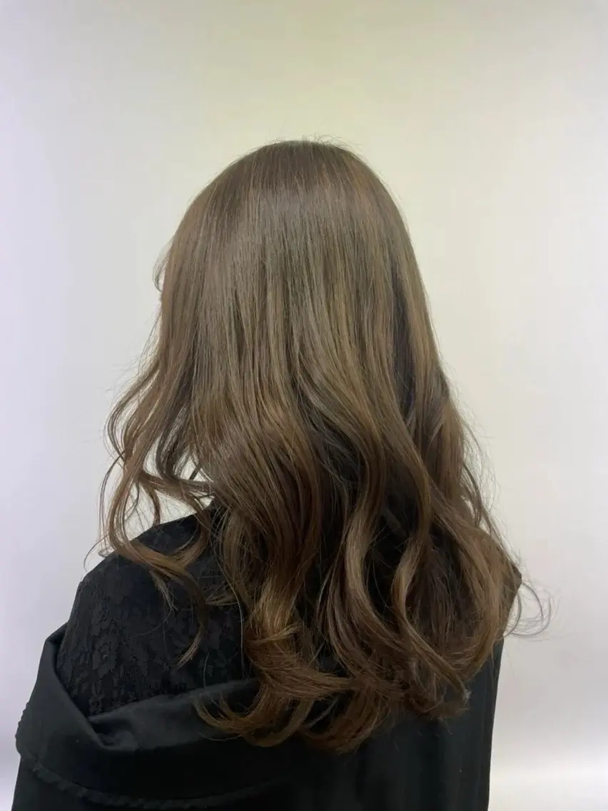 カラー 清水 なのはのヘアスタイル