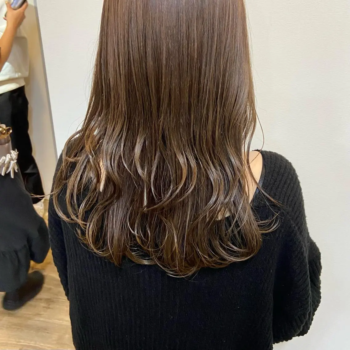 ロング カラー ベージュカラー ブリーチ ケアブリーチ 透明感カラー ダブルカラー mai 🎀 / 梅田美容室のヘアスタイル