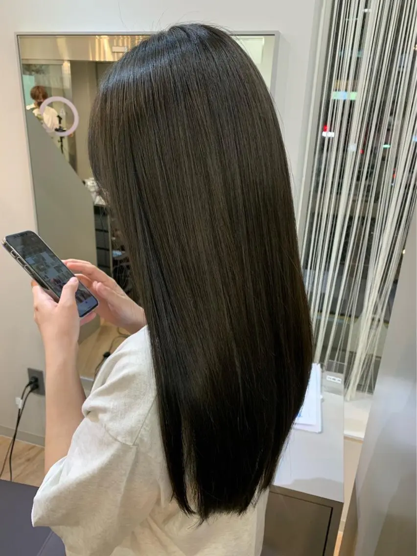 カット‎🤍/ミニスタイリングオイルプレゼント🎁/選べるシャンプートリートメント付きの写真
