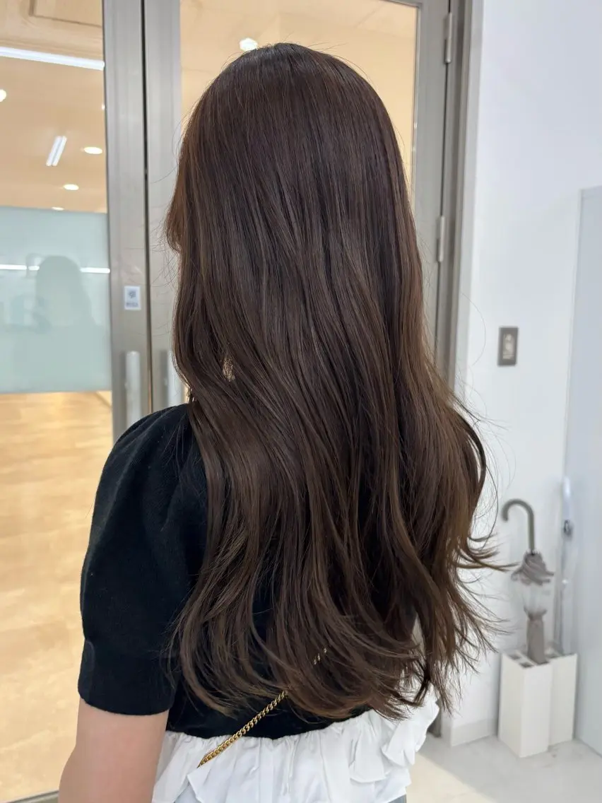 ロング カラー カット ヘアカラー トリートメント 【aini天王寺】 𝐚𝐢𝐫𝐢✂︎のヘアスタイル