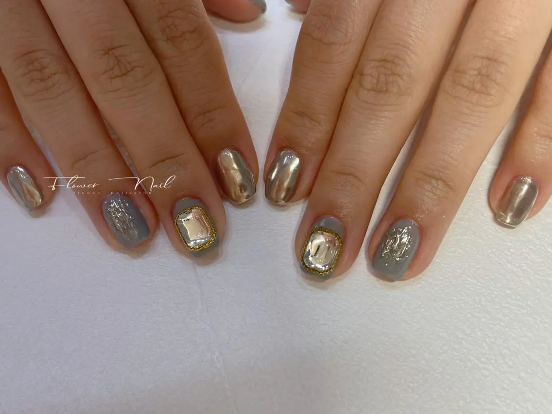 ネイル ストーンネイル Flower nailのネイルデザイン