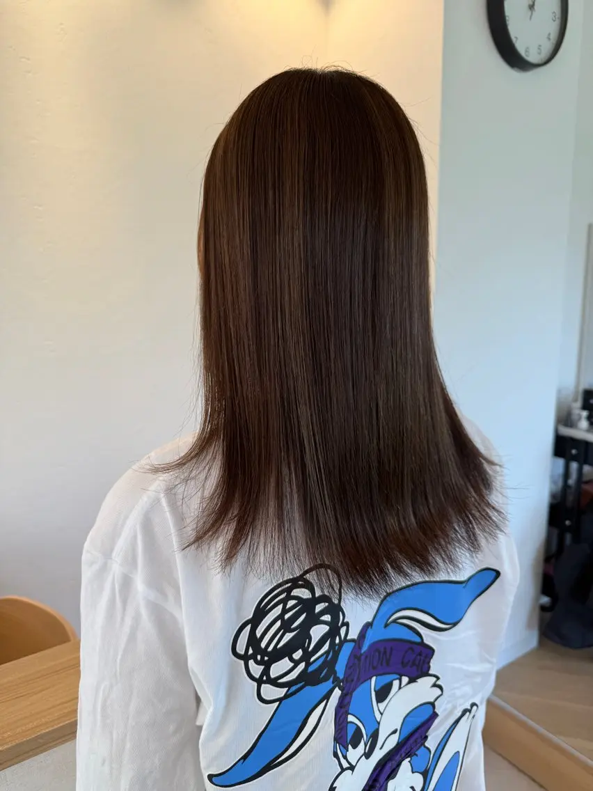 セミロング アッシュ カット ヘアカラー 💎透明感カラー💎 ナチュラルテイストのヘアスタイル