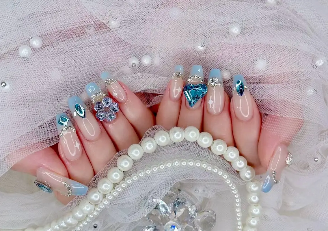 ネイル R salonのネイルデザイン