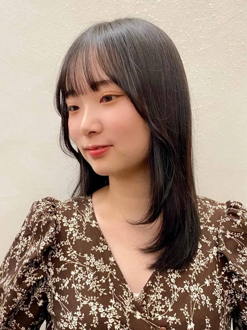 ミディアム カラー カット ヘアカラー トリートメント 似合わせレイヤー/ ケアパーマ/高倉のヘアスタイル
