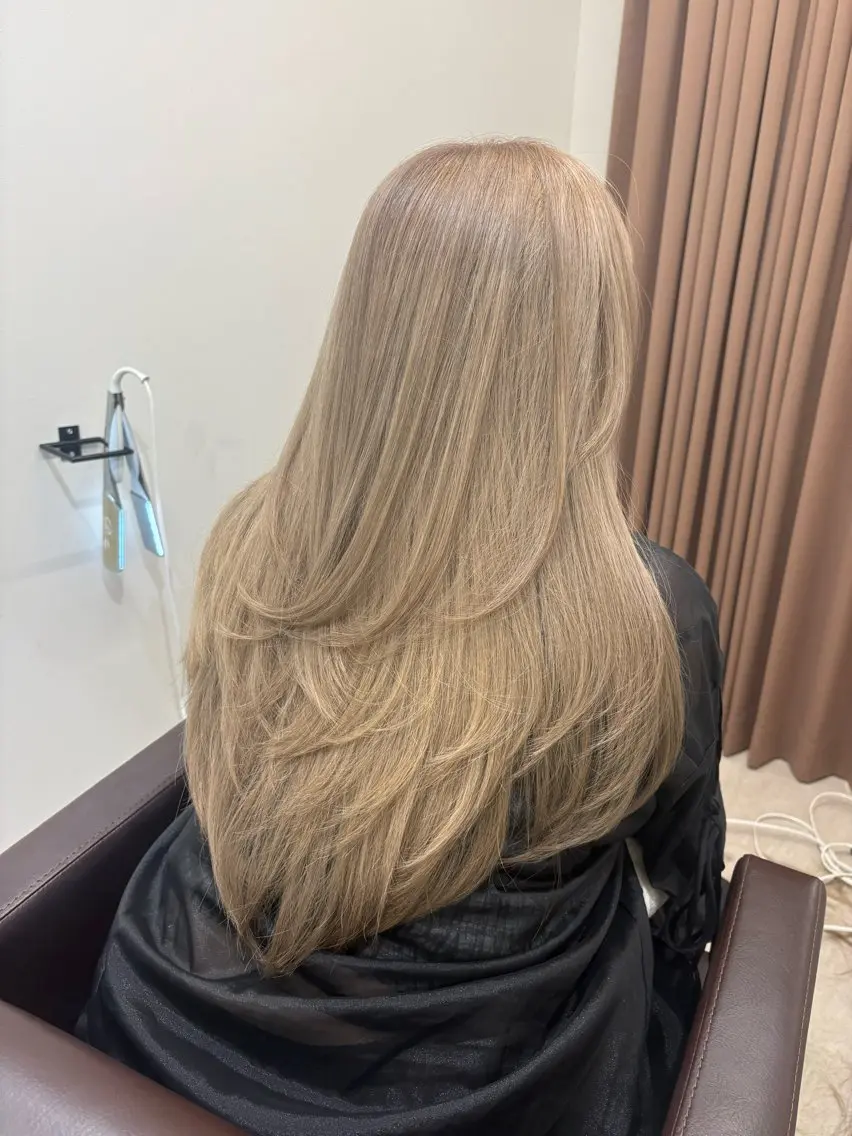 ロング カラー カット ヘアカラー HIKARU副店長/ ✨️髪質改善のヘアスタイル