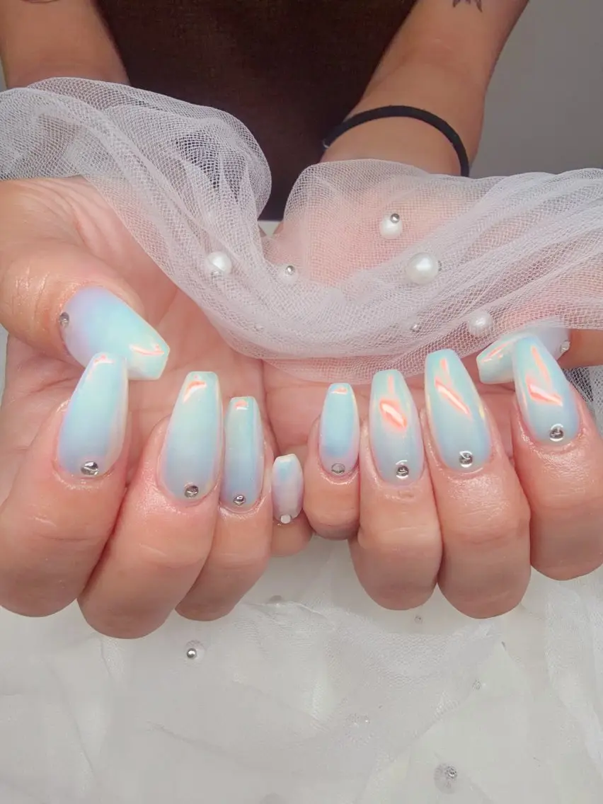 ネイル オーロラネイル チークネイル 成人式 長さ出し ジェルネイル ハンドネイル YUYI.nail salonのネイルデザイン