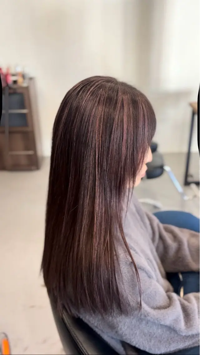 ロング ハイライト カット ヘアカラー トリートメント 一刀 厚太のヘアスタイル