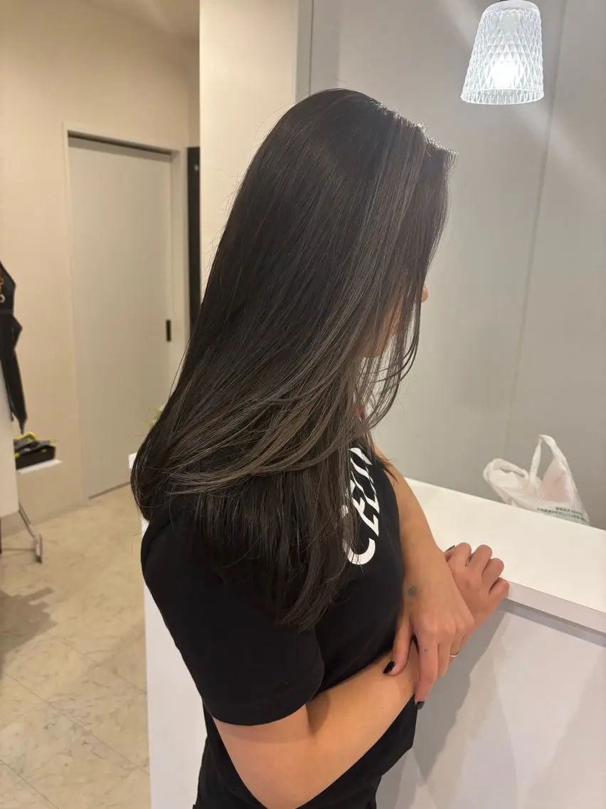 ロング カラー 山中 真紫のヘアスタイル
