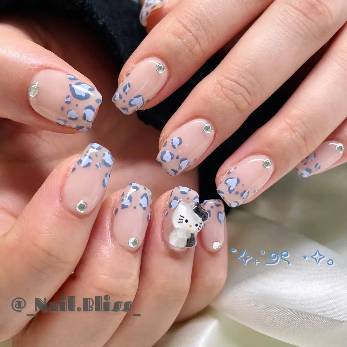 ネイル 持ち込み ハンドネイル NAIL BLISSのネイルデザイン