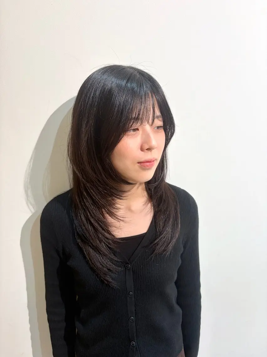 ロング くびれヘア 顔まわりレイヤー 韓国風ヘア レイヤーカット レイヤーカット/ボブ ヘア/透明感カラーのヘアスタイル