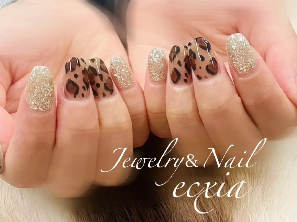 ネイル jewelry & nailecxia のネイルデザイン