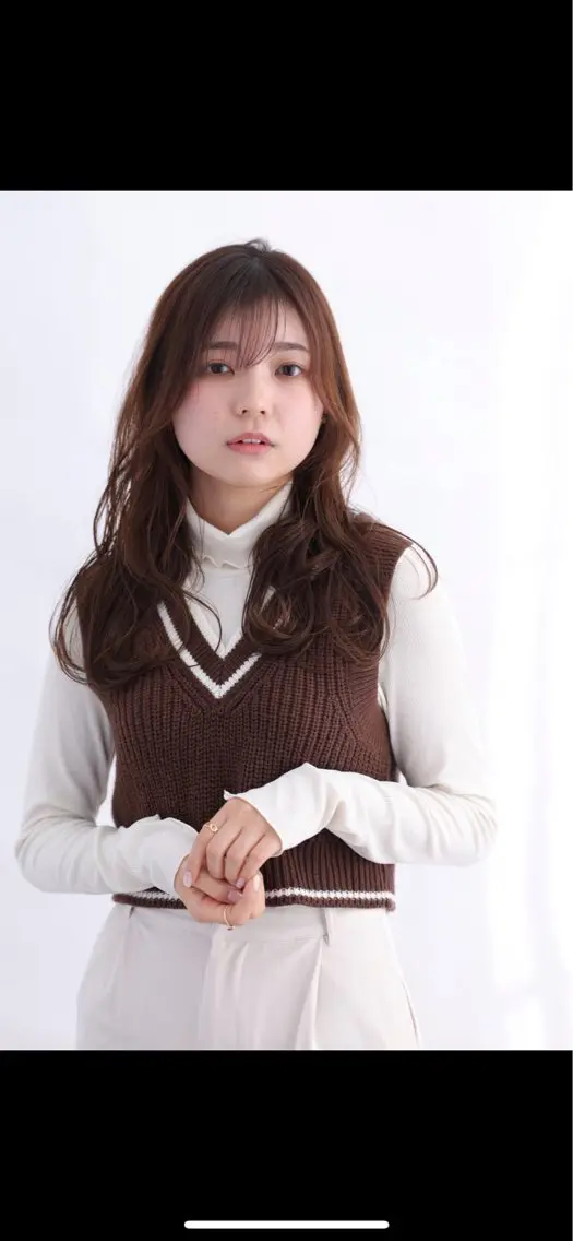 ロング 西村 友佑のヘアスタイル