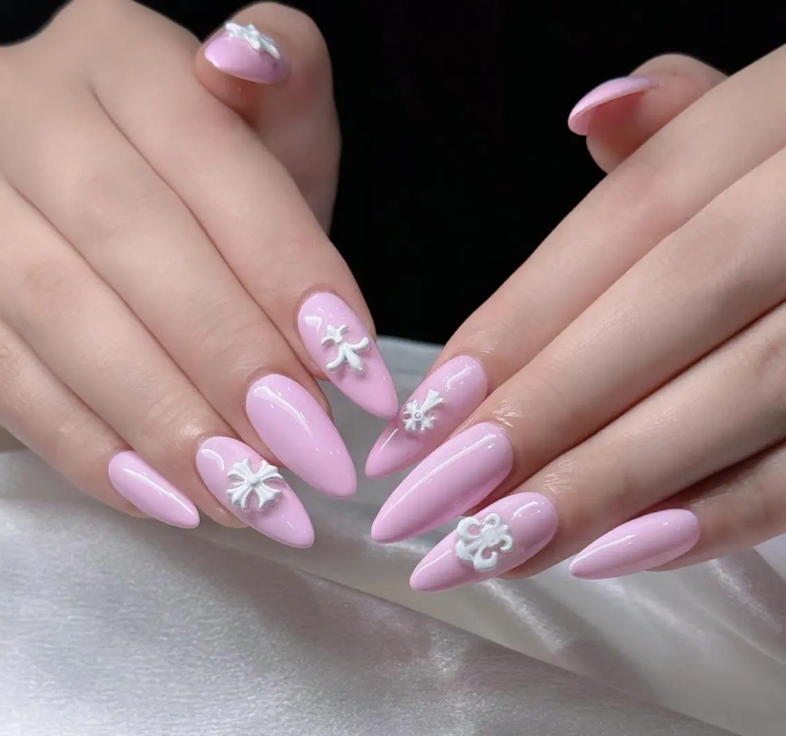 ネイル オーロラネイル ブルー チークネイル フットネイル フレンチネイル ハンドネイル NAILS168 新大久保店のネイルデザイン