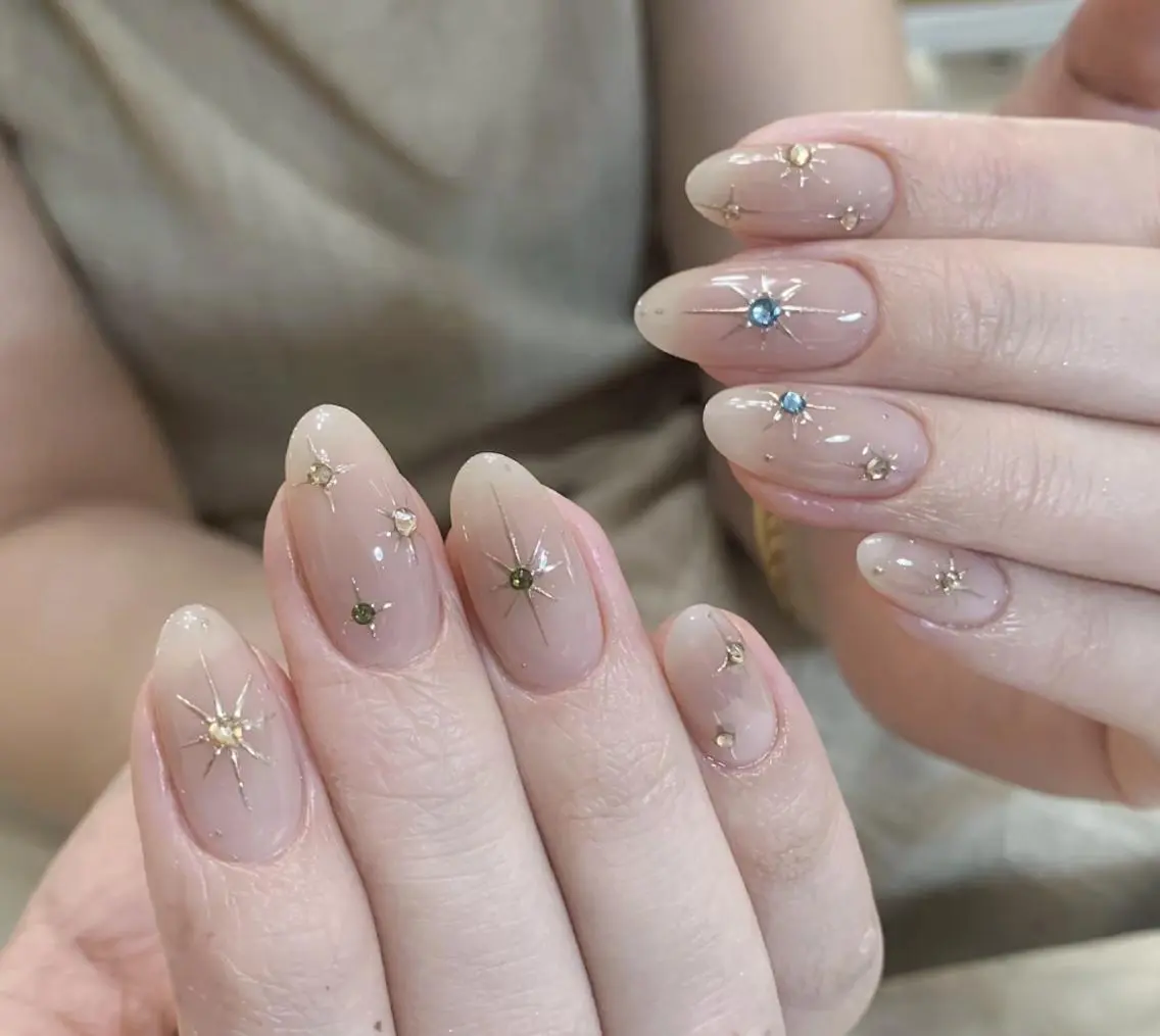 ネイル ハンドネイル エリ🫧 nail池袋東口のネイルデザイン