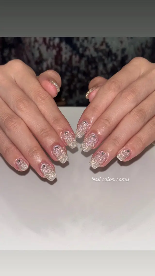 ネイル ストーンネイル ハンドネイル Nail salon ramyのマツエク・マツパデザイン