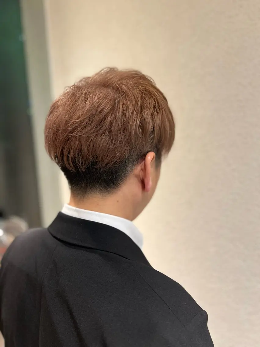 カラー メンズ 山口 詩乃のヘアスタイル