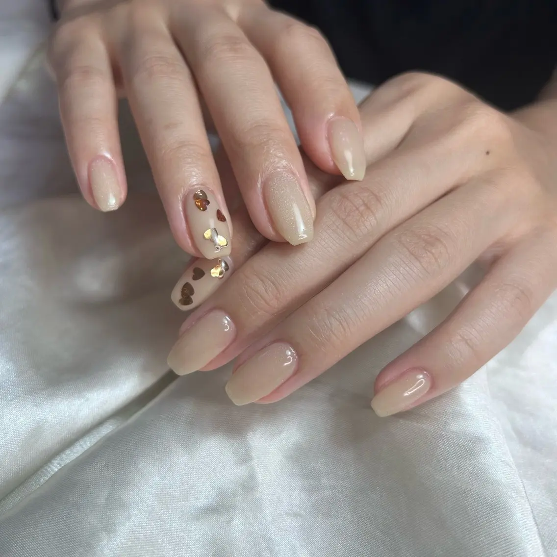 ネイル ハンドネイル 西岡 杏のネイルデザイン