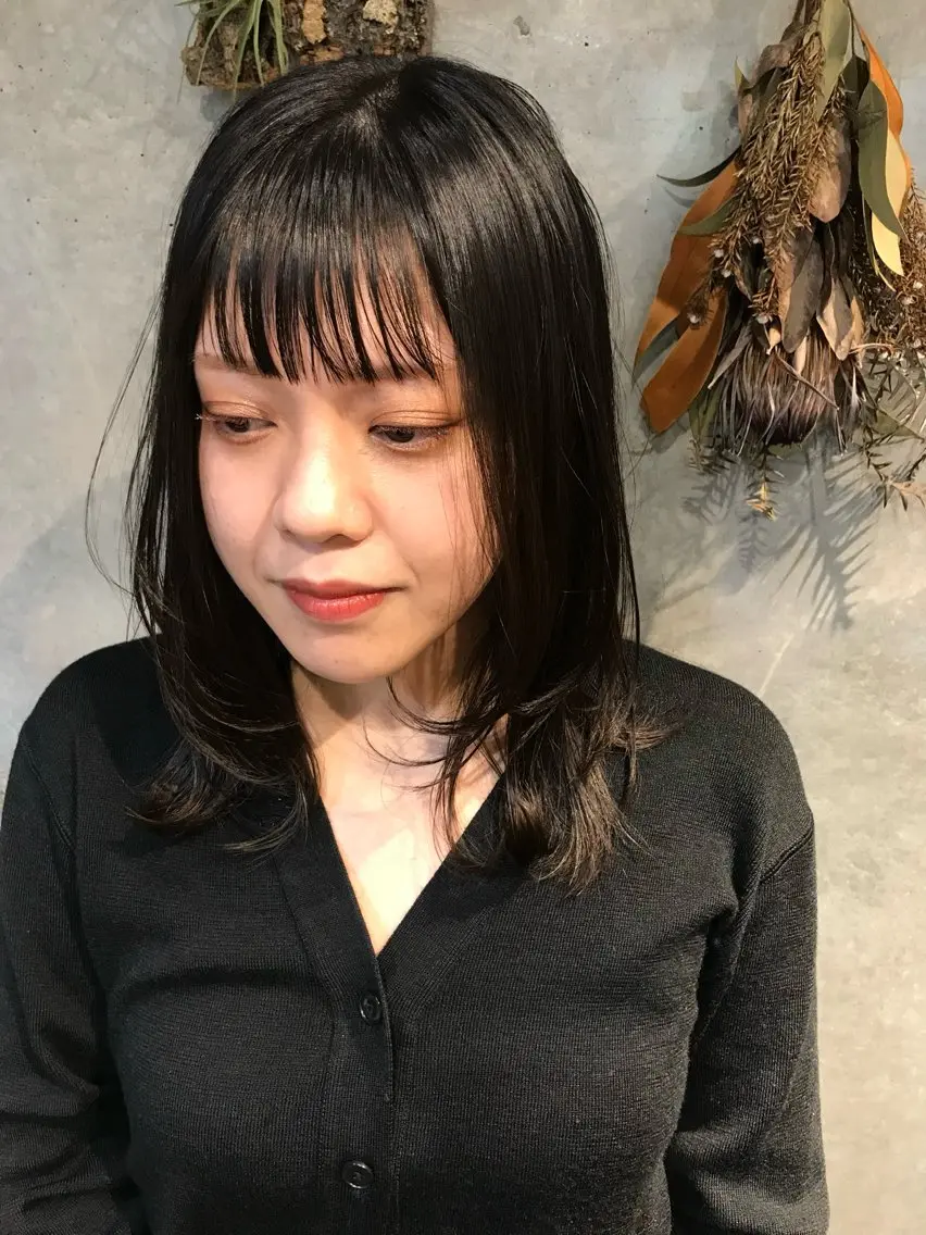 セミロング レイヤーカット ウルフカット AKARI .°*のヘアスタイル