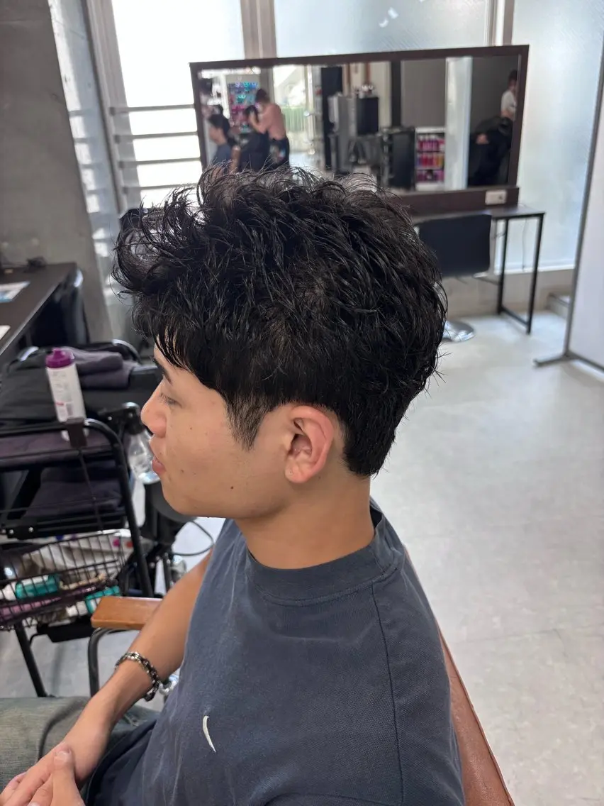 メンズ カット パーマキング 🇰🇷yutoのヘアスタイル