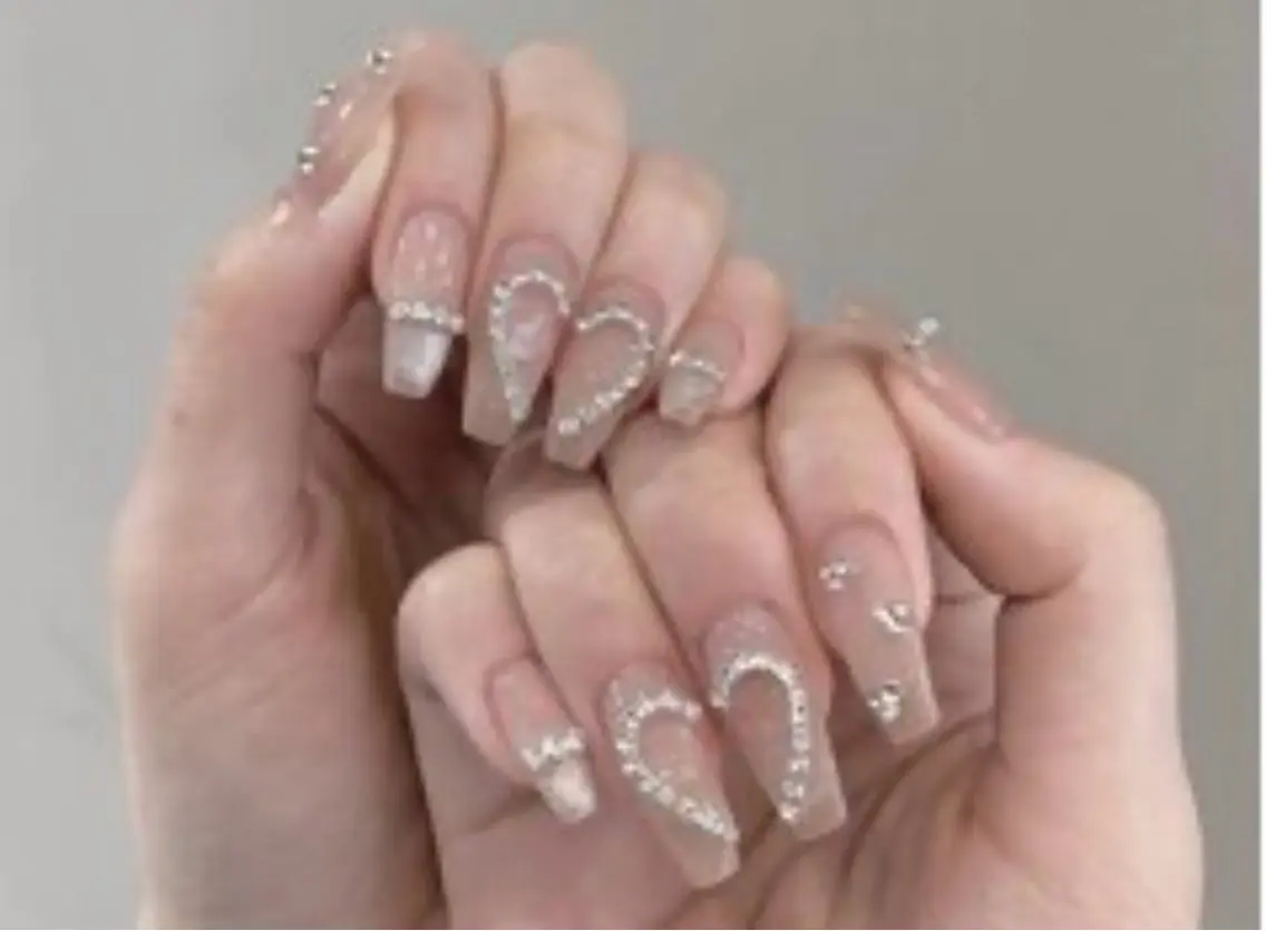 ロング ハンドネイル M+Nail 新宿のネイルデザイン