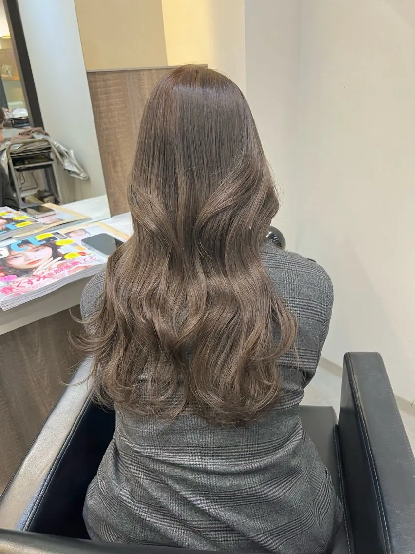 ロング カラー 韓国ヘア🇰🇷 YUKINAのヘアスタイル