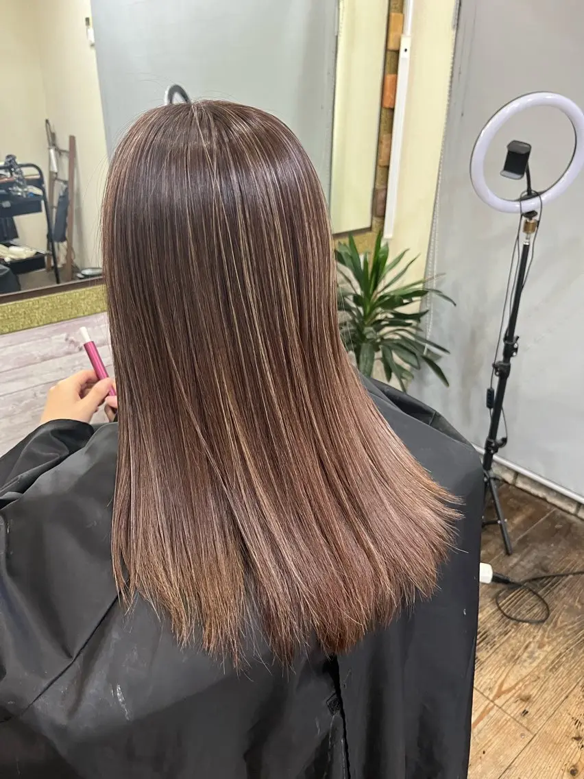 セミロング カラー ヘアカラー 渡辺 健太のヘアスタイル