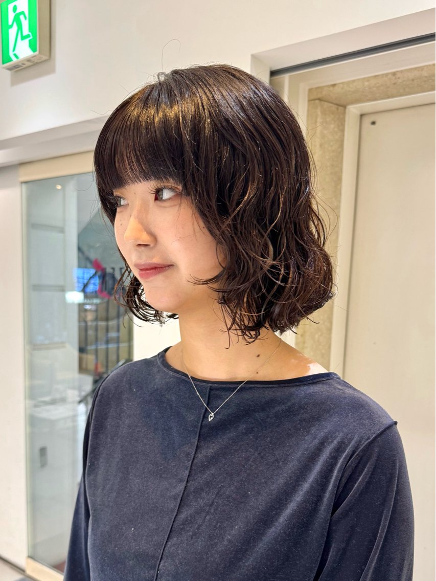 ミディアム パーマ ボブレイヤー ミディアムパーマ ボブ レイヤーカット カット パーマ トリートメント 🌀デジタルパーマ ボブ　萩原　龍のヘアスタイル