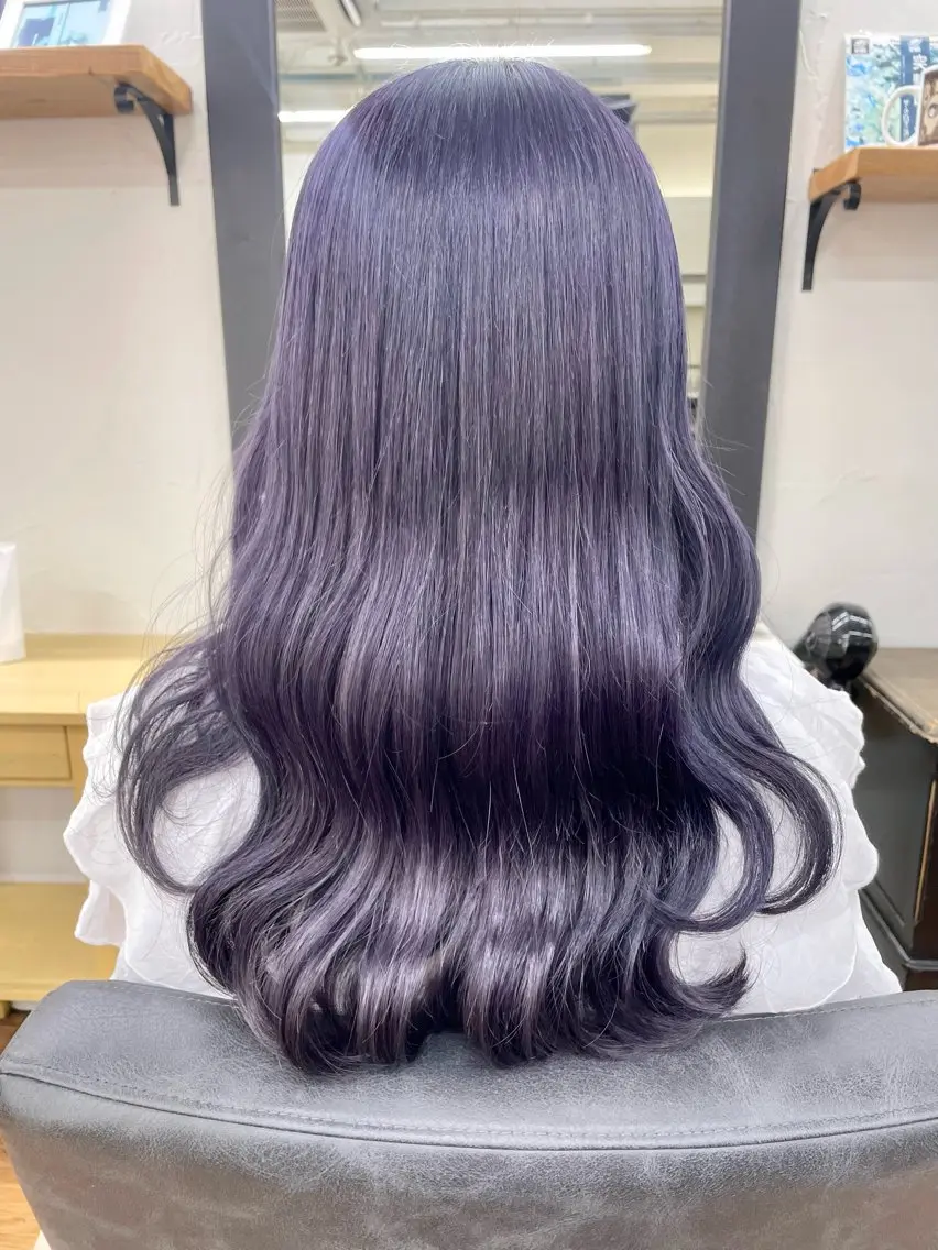ロング カラー ブリーチ ディープラベンダー ラベンダーカラー 青木 優歩のヘアスタイル