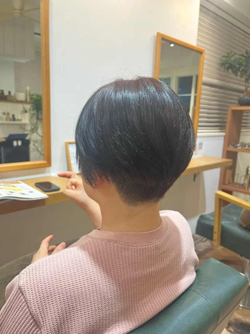 ショート カット 武田 綺音のヘアスタイル