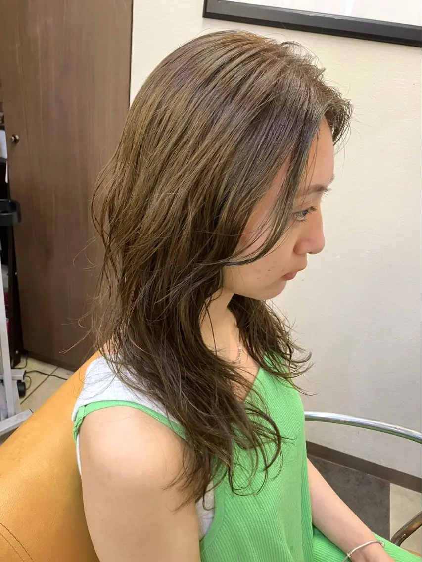 ロング 阿部 雲母のヘアスタイル