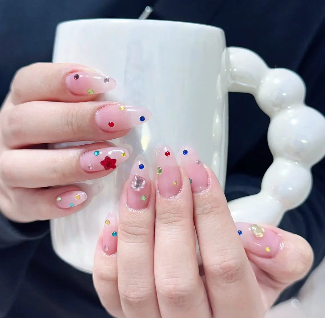 ネイル アートネイル オーロラネイル チークネイル フレンチネイル ガラスフレンチ ハンドネイル 🎀🎀YooLi Nail Salonのネイルデザイン