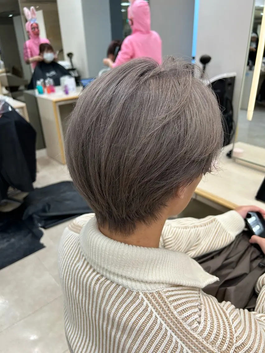 カラー 💜暖色系カラー/ ブリーチカラー💜のヘアスタイル