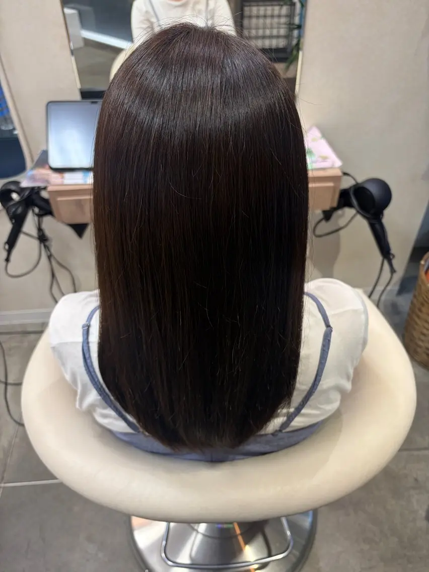 ロング カラー 吉野 紗季のヘアスタイル
