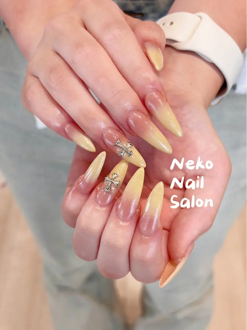 ネイル キラキラネイル ラメ(グリッター) ラメグラデーション neko nailのネイルデザイン