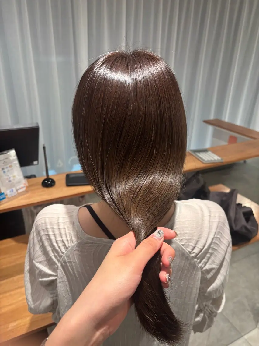 ロング 縮毛矯正 たけた ちなつのヘアスタイル