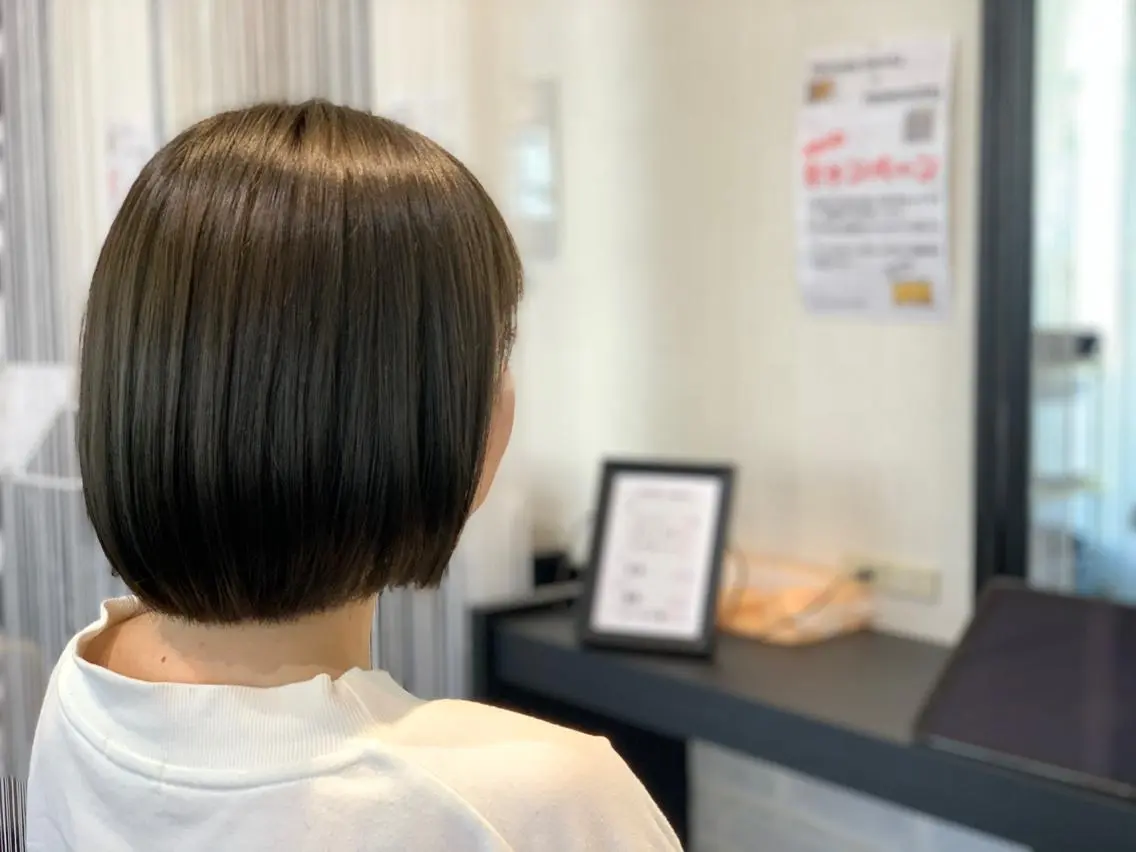 ショート カット ヘアカラー トリートメント 川村 綾のヘアスタイル