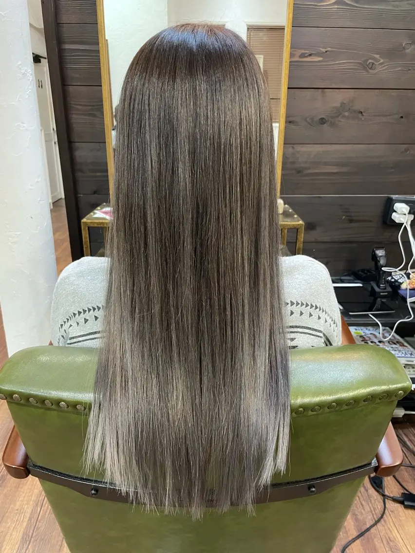 ロング ヘアカラー 下林 雅明のヘアスタイル