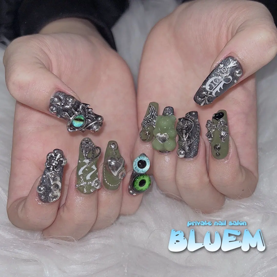 ネイル ハンドネイル BLUEM なな🐶のネイルデザイン
