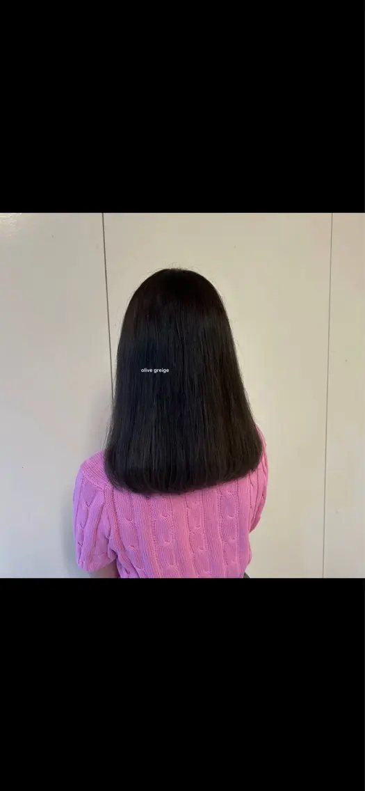 ミディアム カラー オリーブカラー カシェリタ🌛 ハルナのヘアスタイル