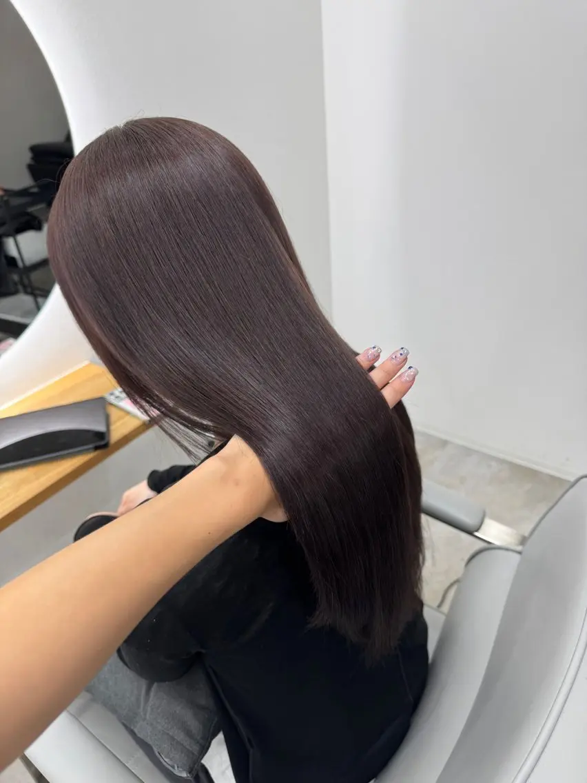 ロング カット ヘアカラー トリートメント レイヤーカット ベージュ/KANAのヘアスタイル