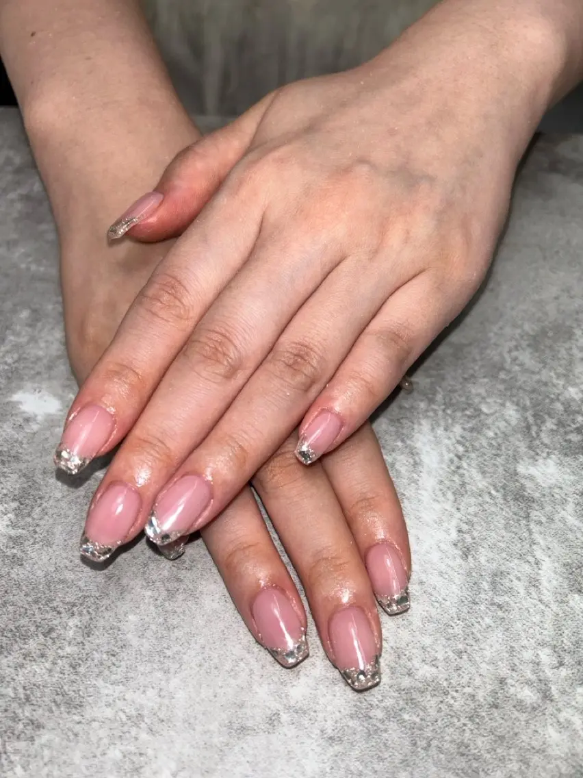 ネイル フレンチネイル ガラスフレンチ グラデーション ワンカラーネイル Naru Kelinailのネイルデザイン