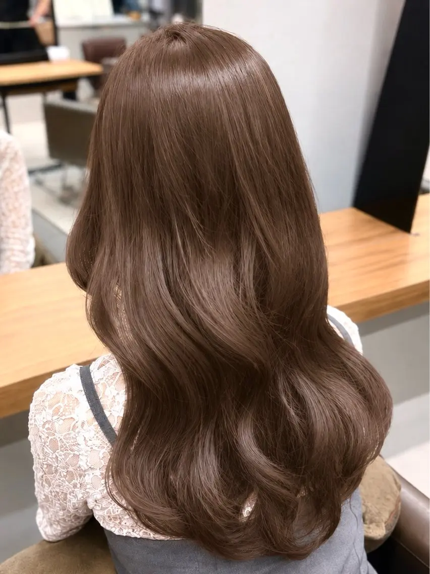 ロング カラー ベージュカラー ミルクティーベージュ ヘアカラー girly上品ヘア 🎀／ベージュikuのヘアスタイル