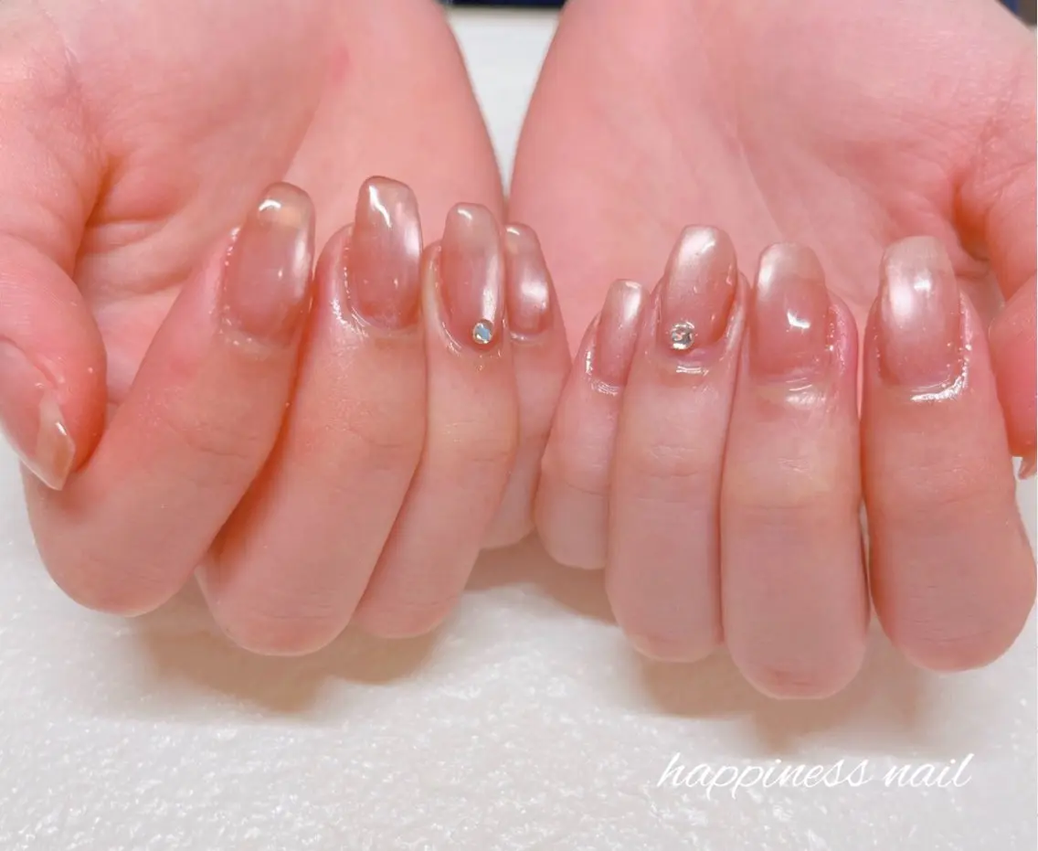 ネイル ストーンネイル happiness nailのネイルデザイン