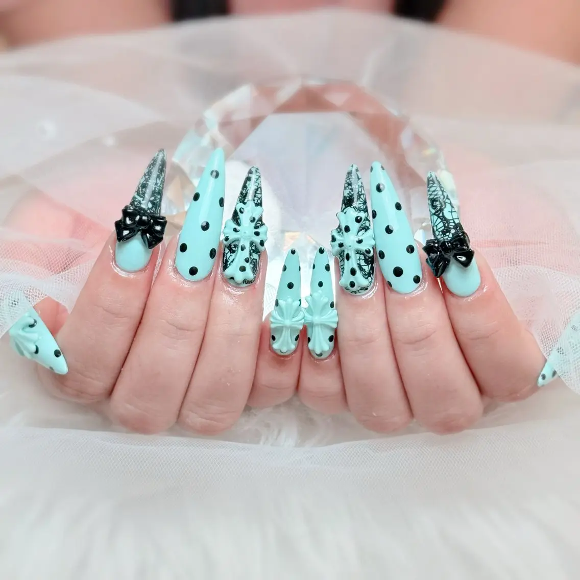 ネイル チークネイル ドット フットネイル フレンチネイル グラデーション ハンドネイル ハンドケア Nihonthy Nail 新宿のネイルデザイン