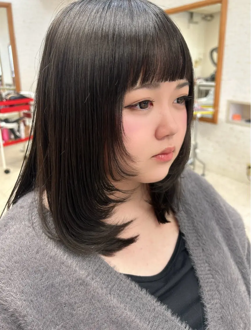 セミロング カット 武田 悠生乃のヘアスタイル