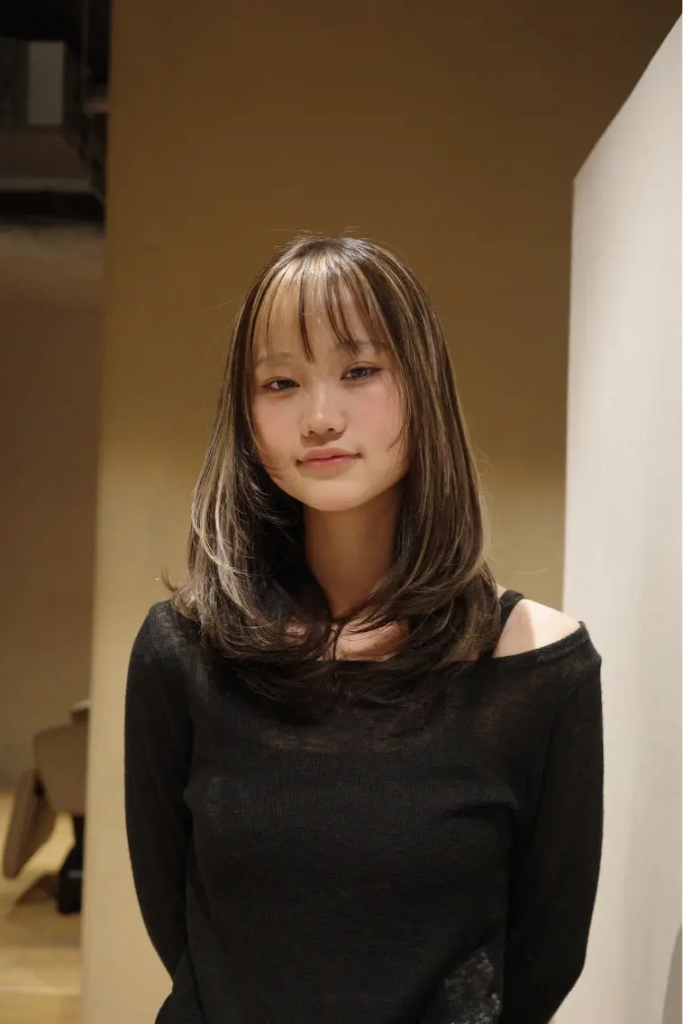 カラー 西村 絵美里のヘアスタイル