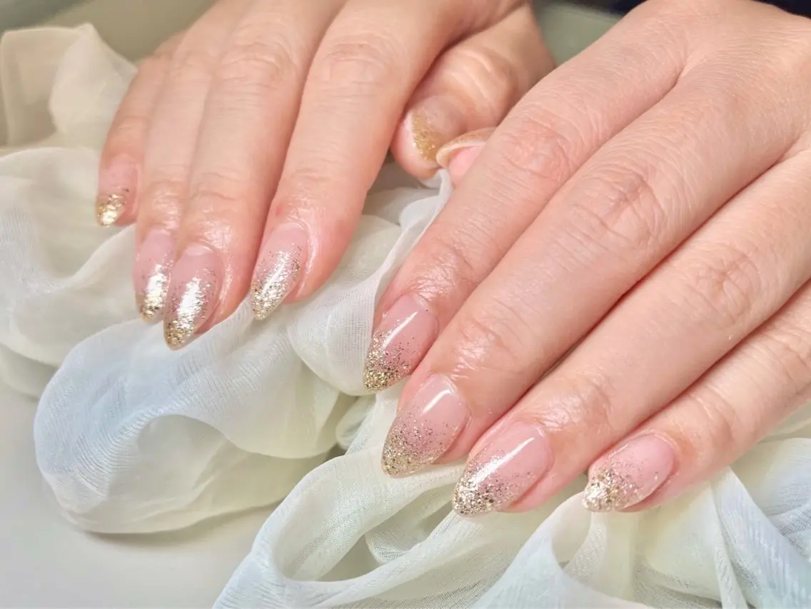 ネイル 長さ出し フレンチネイル ジェルネイル グラデーション 韓国ネイル ハンドネイル Nail&eye Belire 新宿のネイルデザイン