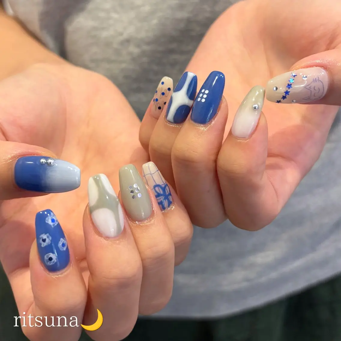 ネイル ハンドネイル ritsuna🌙 nail 堺筋本町のネイルデザイン