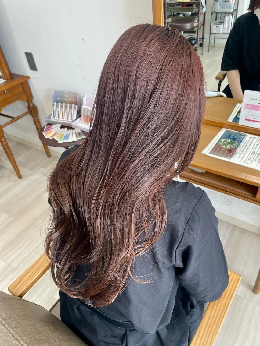 ロング カット ヘアカラー トリートメント 岸 麻衣のヘアスタイル